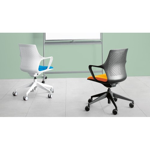 Ioniq guest chair by SitOnIt with yellow upholstery-8