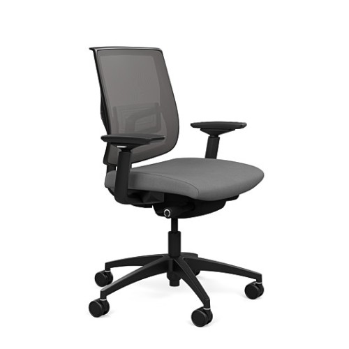 Focus 2.0 executive chair by SitOnIt with medium back, back material - mesh, seat - gray fabric, black frame, on wheels-1
