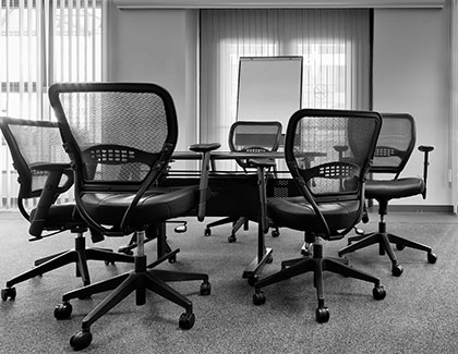 Beyond the Chair: Essential Office Accessories from Herman Miller, SitOnIt, and Narbutas